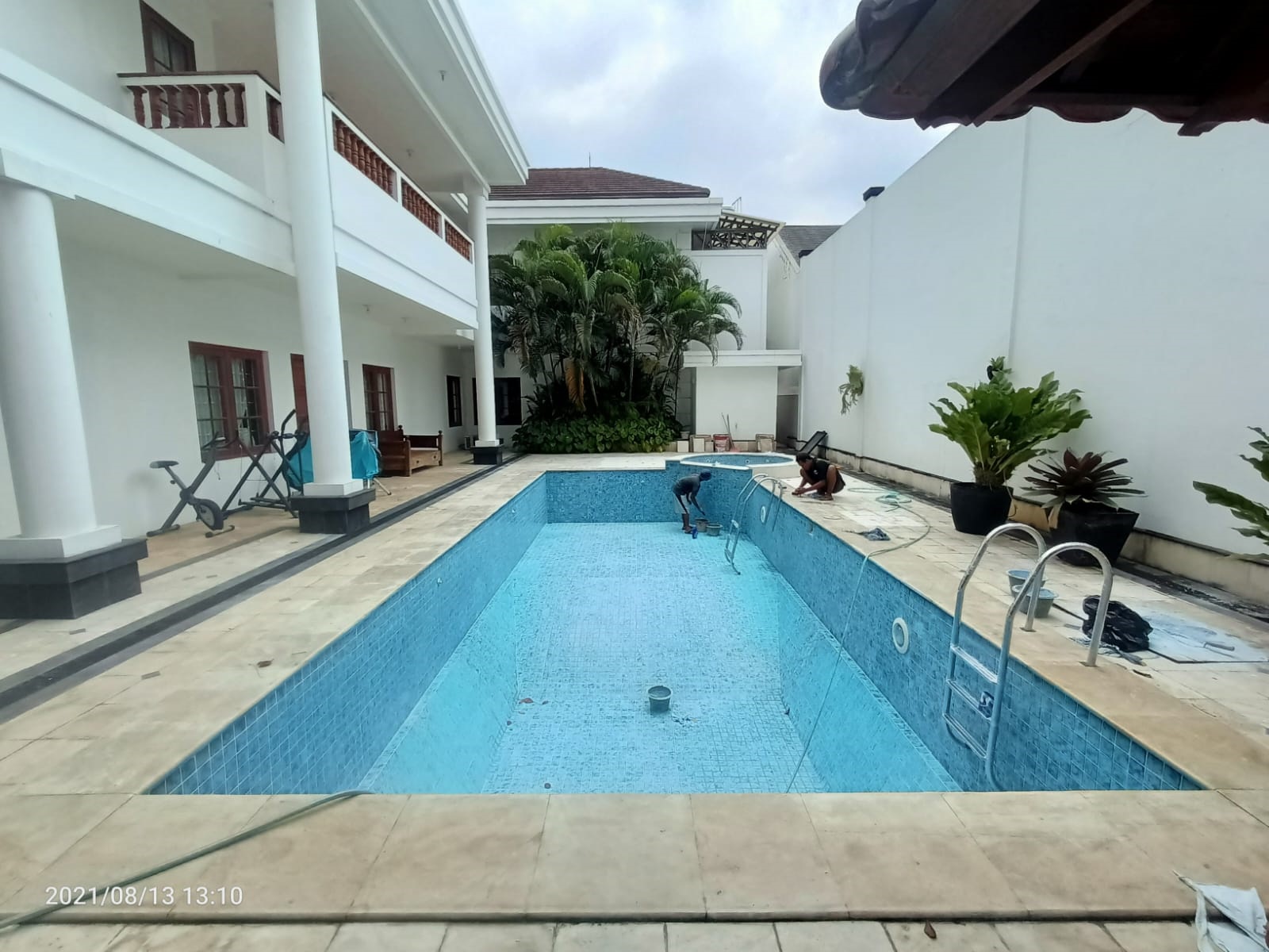 Jasa Perawatan Kolam Renang