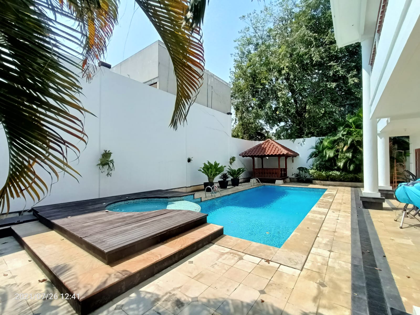 Kontraktor Kolam Renang Benua Karya Pools